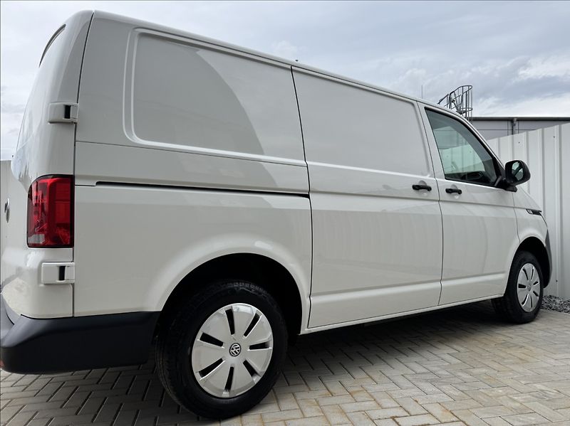 Volkswagen Transporter 2,0 TDI L1H1 DPH 1.maj původČR - fotka 25 z 50