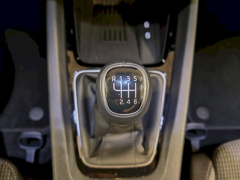 Škoda Octavia (2024) 2.0 TDI 85 kW Selection - fotka 19 z 30