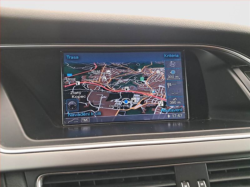 Audi A4 Allroad (2012) 2.0 TDI, 4X4, Automat - fotka 13 z 20