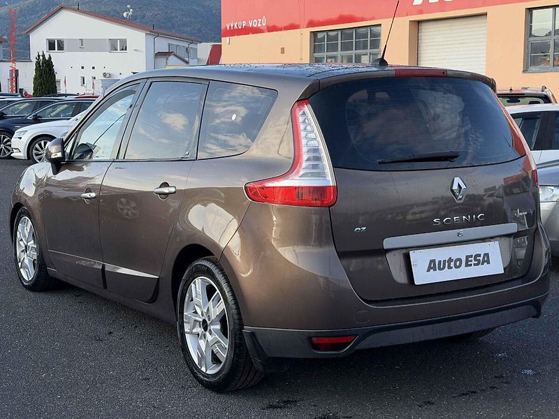 Renault Grand Scénic (2009) 2.0 dCi, ČR, AC, výhřev sed - fotka 6 z 19