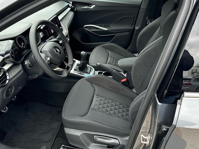 Škoda Fabia Style 1.0 TSI 6MP - fotka 11 z 17