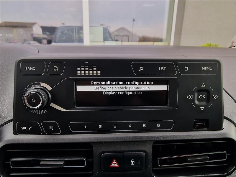Citroën Berlingo 1.2i 81kW S&S Live Multispace - fotka 30 z 48
