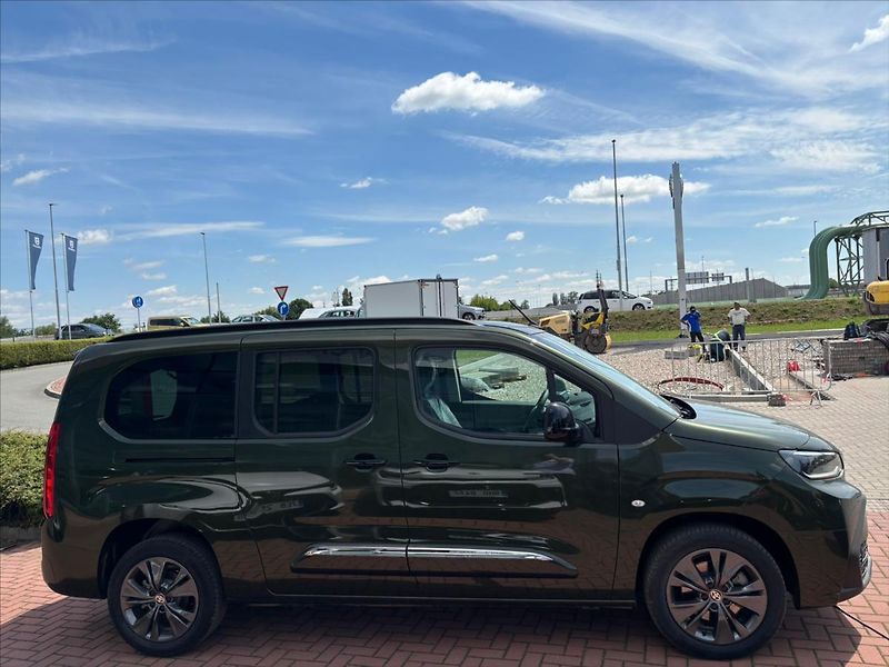 Toyota ProAce City Verso (2026) 1,5   Family 5S - fotka 3 z 8