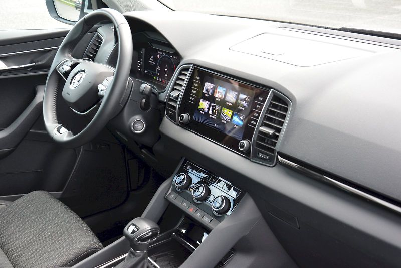 Škoda Karoq (2024) 1.5 TSI 110 kW TOP Selection D - fotka 18 z 29