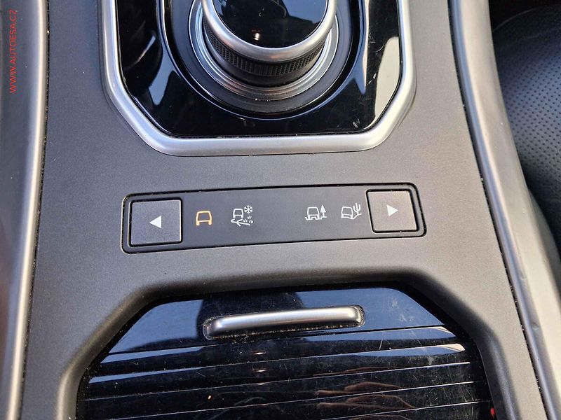 Land Rover Range Rover Evoque (2018) 2.0 TD4 4x4, AT, bixen - fotka 17 z 18