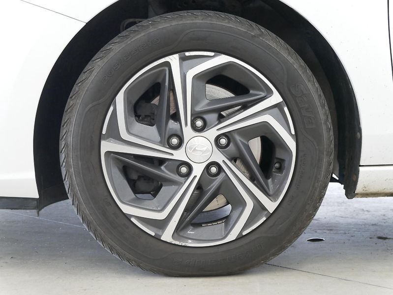Hyundai i30 - fotka 10 z 31