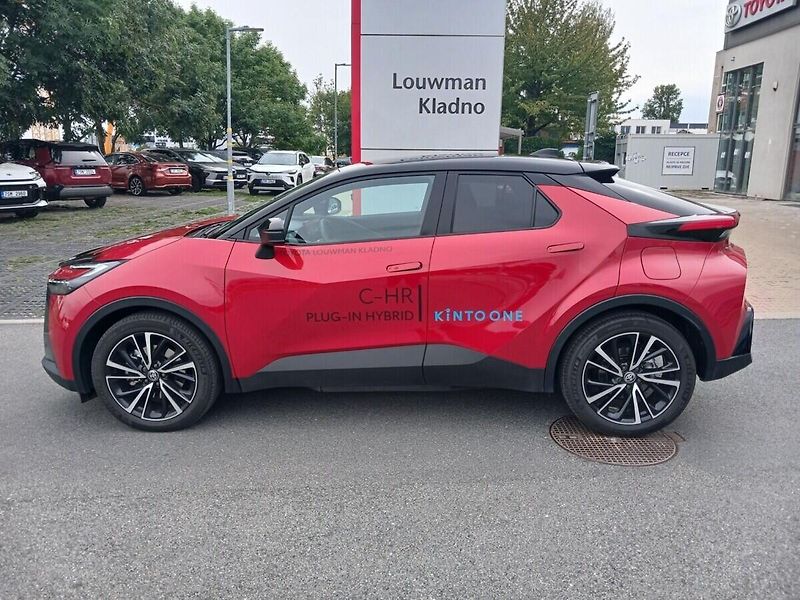 Toyota C-HR 2.0 PHEV Executive - fotka 3 z 10