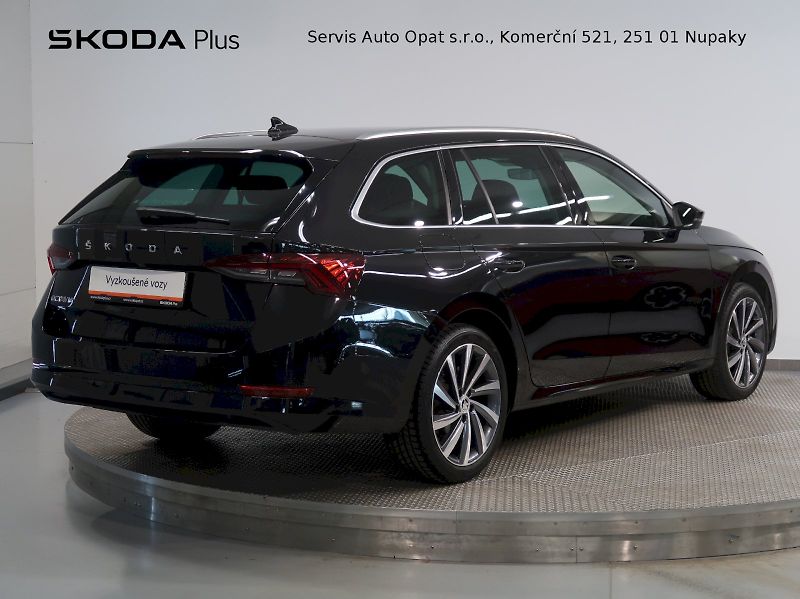 Škoda Octavia (2024) STYLE 2.0TDI 110KW DSG - fotka 2 z 37