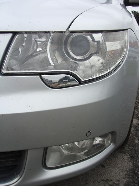 Škoda Superb 2.0 TDi, 125 kW, 4X4, klima - fotka 26 z 30
