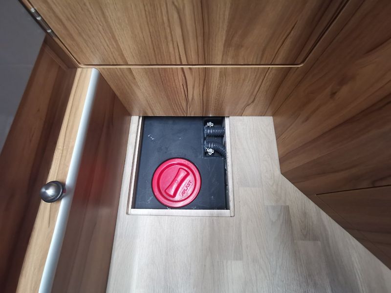 Affinity Ostatní (2024) Camper ONE 2,2 Mjet 132 kW 9AT - fotka 49 z 50