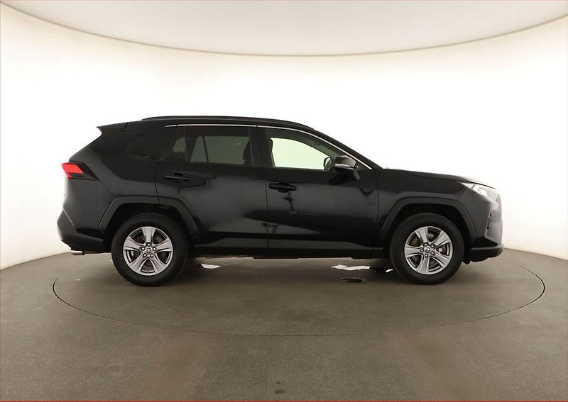 Toyota RAV4 (2023) Comfort 2.5 Hybrid - fotka 6 z 18