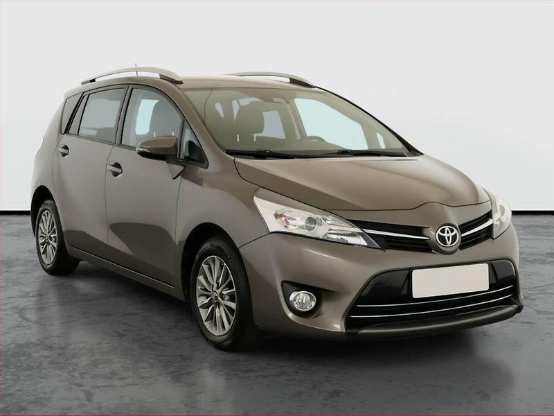 Toyota Verso (2017) 1.8 Valvematic, Automat - fotografie inzerátu