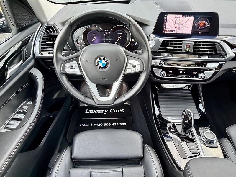 BMW X3 (2021) 20d PANO HeadUp Tažné 59.000km - fotka 31 z 66