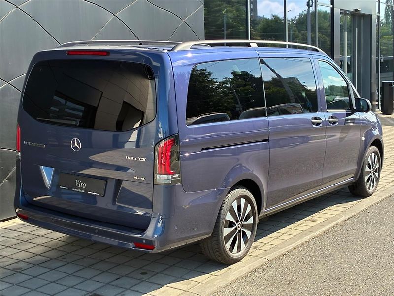 Mercedes-Benz Vito 2,0 116 CDI / Tourer Select / - fotka 19 z 20