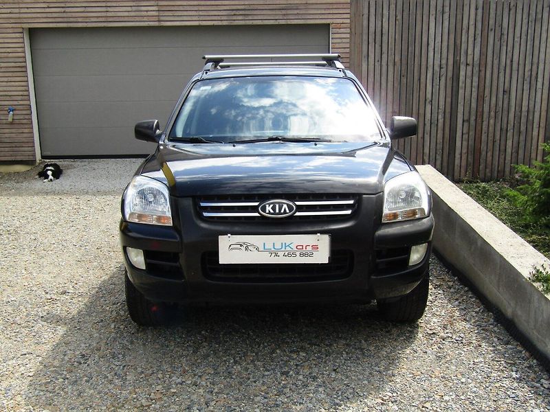 Kia Sportage (2005) 2.0 CRDI 83kW - fotka 7 z 35