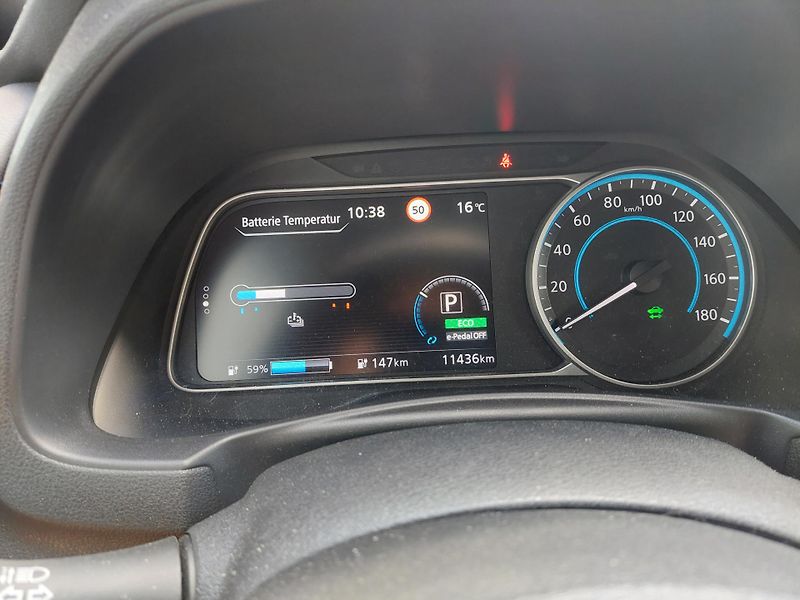 Nissan Leaf (2021) ZE1 N-Connecta  Option-DPH - fotka 14 z 47