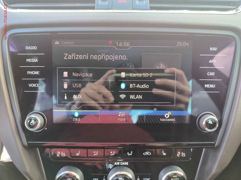 Škoda Octavia (2017) 2.0TDi 4x4, ČR, L&K, DSG - fotka 13 z 24