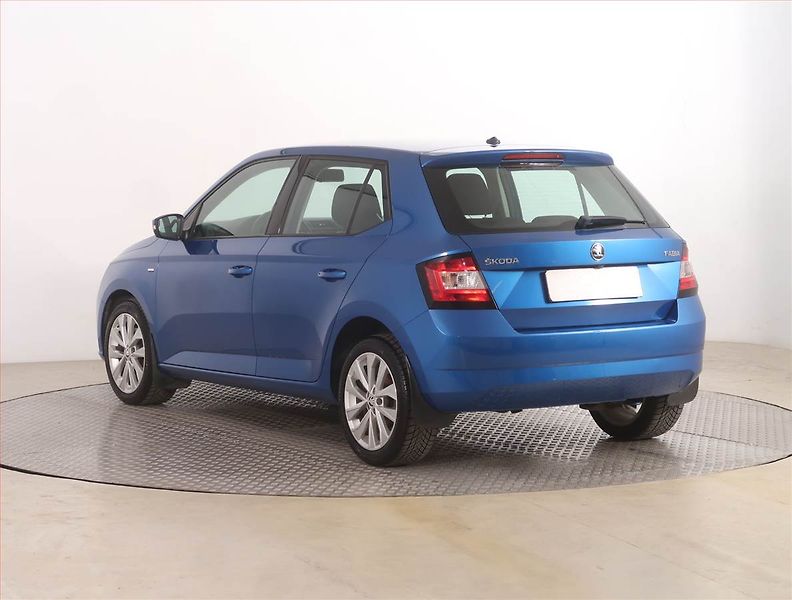Škoda Fabia (2017) Drive 1.2 TSI, Automat - fotka 4 z 23