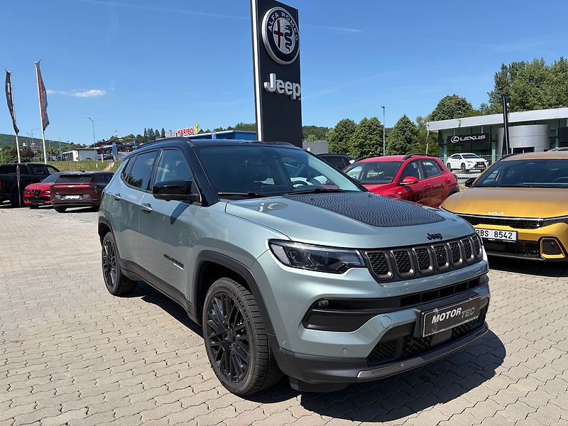 Jeep Compass 1.5 e-Hybrid aut. FWD Upland - fotka 2 z 11