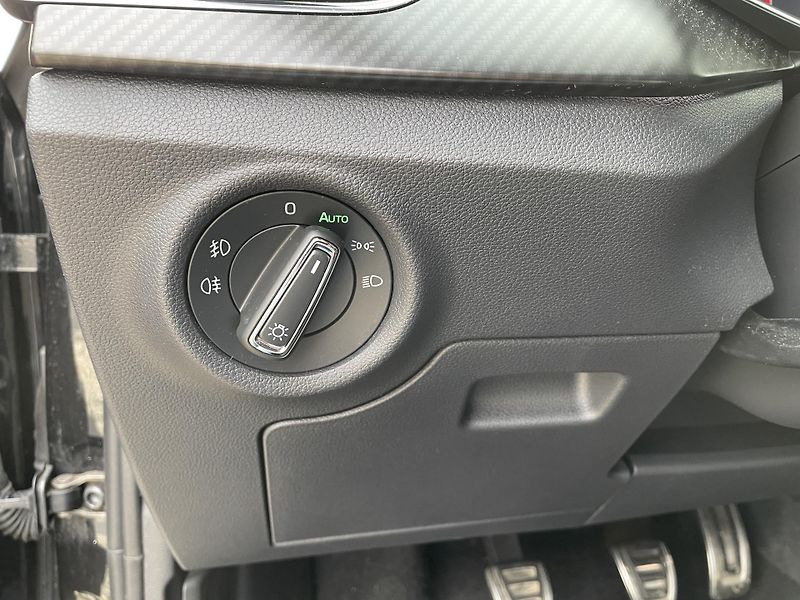 Škoda Kamiq 1,5 TSi/110kW - Monte Carlo  - fotka 27 z 98