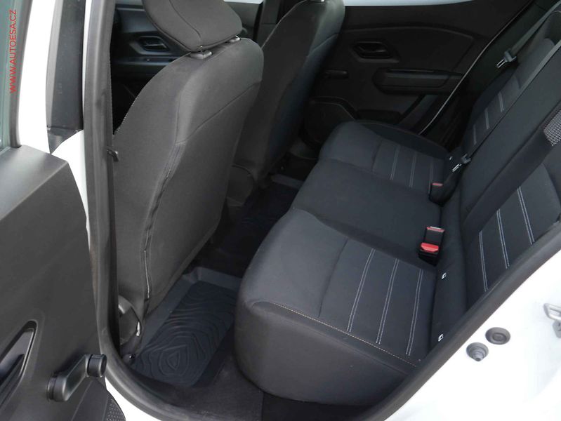 Dacia Sandero (2025) 1.0 TCe, 1.maj,ČR, LED, AC - fotka 10 z 17