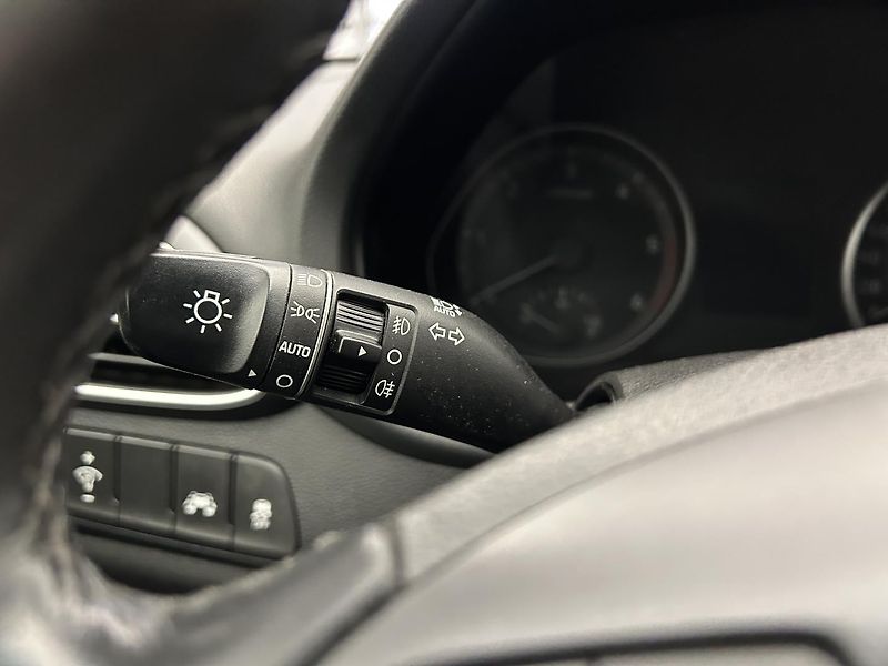 Hyundai i30 1.6 CRDI style - fotka 11 z 25