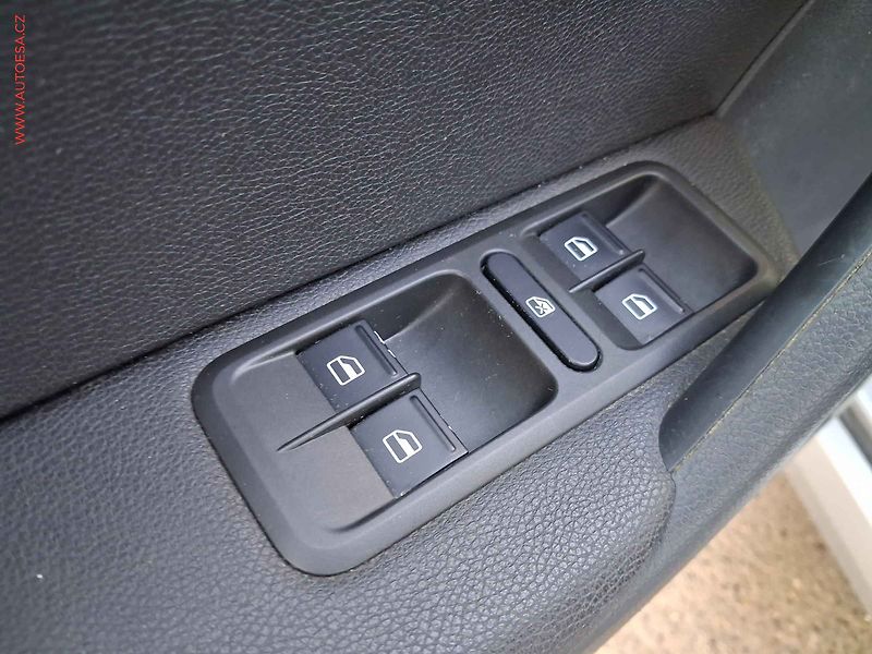 Škoda Yeti (2015) 1.2 TSi, Edition, DSG, bixen - fotka 13 z 18