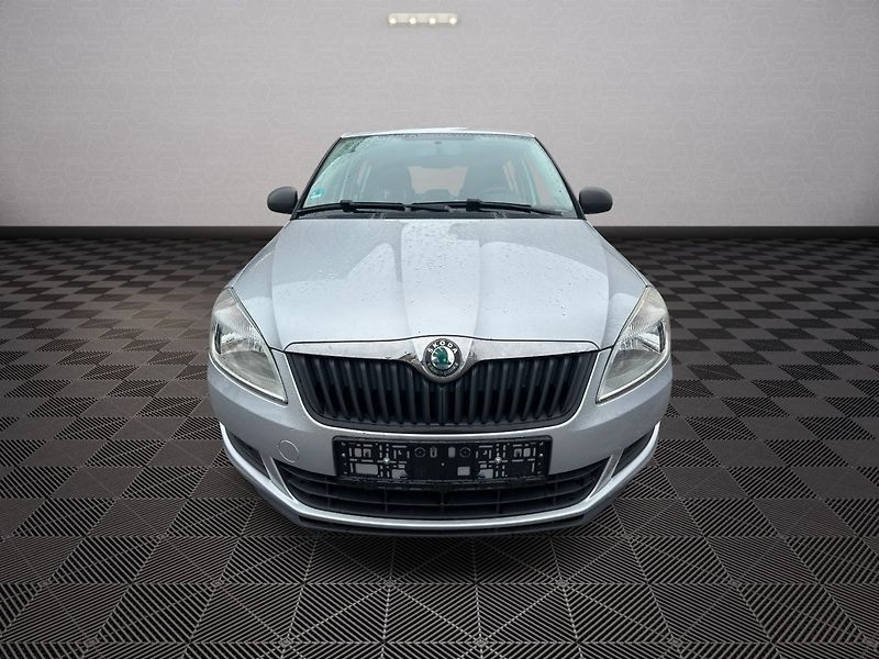 Škoda Fabia (2010) 1.2Tsi 63kw - fotka 2 z 23