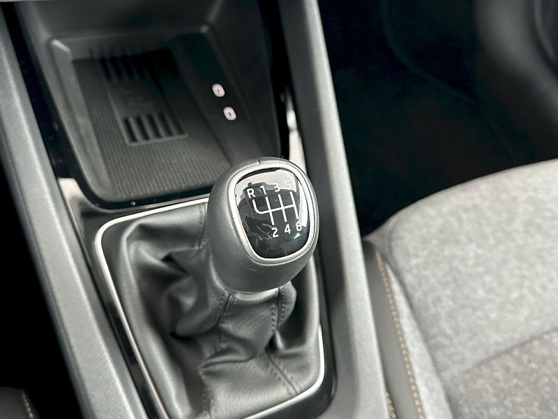 Škoda Octavia (2025) 1.5TSI 85kW Top Selection - fotka 24 z 31