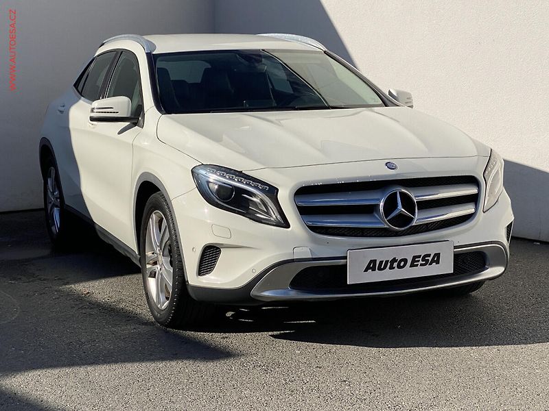 Mercedes-Benz GLA (2015) 2.2 CDi 220 4Matic, ČR, AT - fotografie inzerátu
