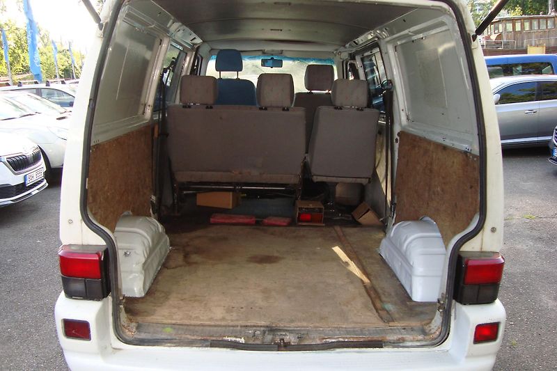 Volkswagen Transporter (2000) T4,2.5 TDi,ČR,Nová STK 8/2028 - fotka 11 z 54