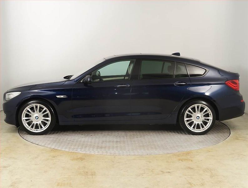 BMW Řada 5 (2012) 530d xDrive GT, 4X4, Automat - fotka 3 z 34