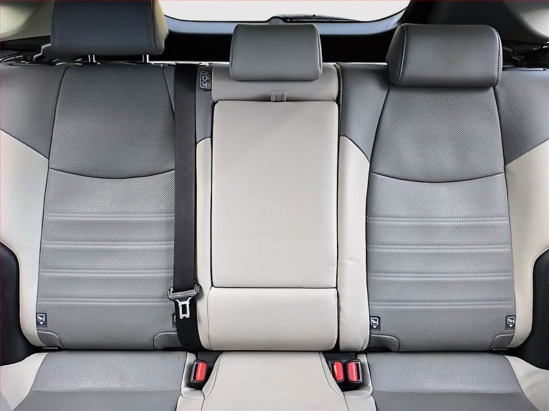 Toyota RAV4 (2020) 2.0 Valvematic - fotka 10 z 19
