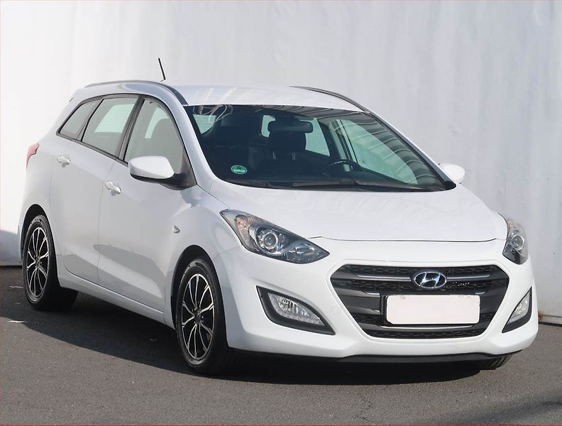 Hyundai i30 (2016) 1.6 CRDi, Serv.kniha, Tempomat - fotografie inzerátu