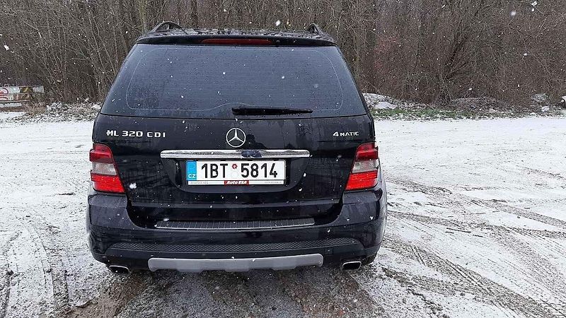 ML druhé generace nepůsobí zastarale možná i proto, že dražší vozy jsou v provozu méně okoukané. 2