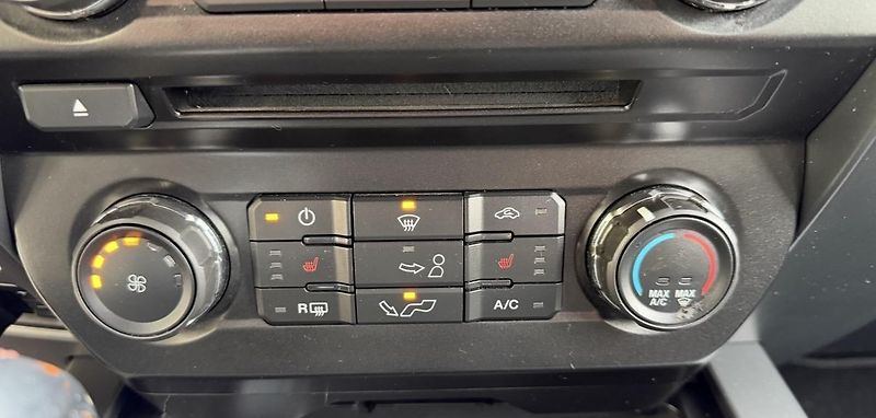 Ford F-150 (2018) +LARIAT SPORT+ECOBOOST+ - fotka 20 z 25