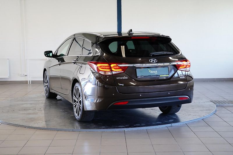 Hyundai i40 - fotka 7 z 28