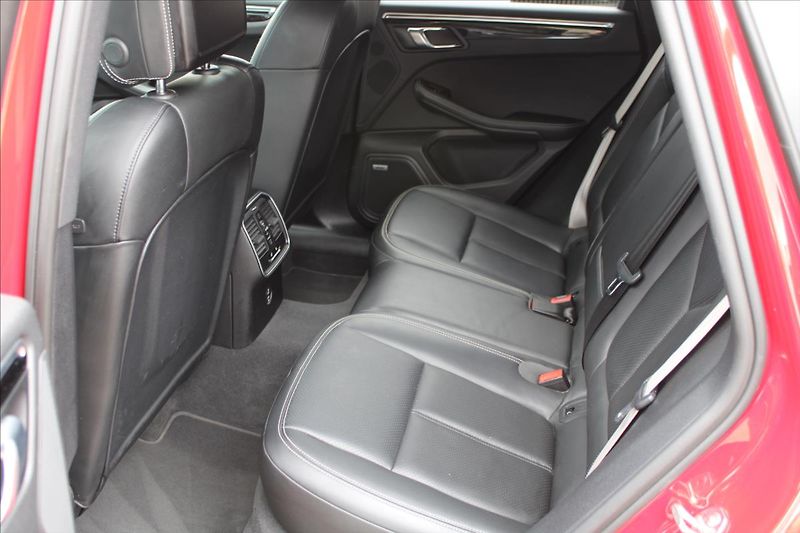Porsche Macan 2,9 V6  S,1MAJ,DPH,SPORT+CHRON - fotka 36 z 50