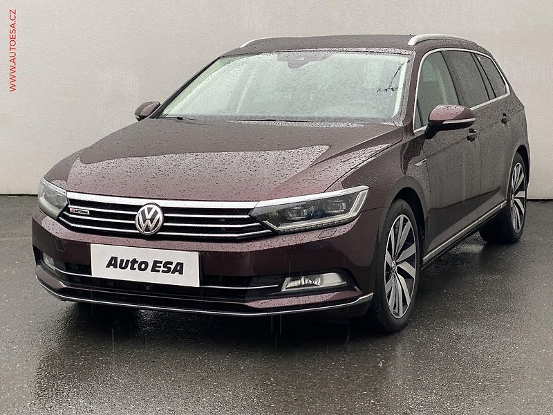 Volkswagen Passat (2016) 2.0BiTDi 4x4, ČR, Highline - fotka 3 z 21