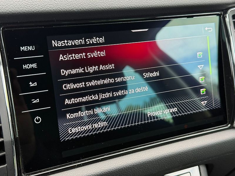 Škoda Kodiaq 2.0TDI 110kW 4x4 Style ZÁRUKA - fotka 11 z 17