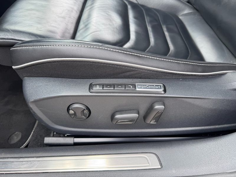 Volkswagen Arteon (2021) R LINE 2,0 TDI 147 KW DSG 4X4 - fotka 37 z 47