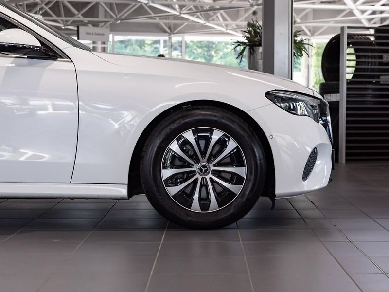 Mercedes-Benz Třídy E 220d Avantgarde Burm Taž Distr - fotka 3 z 20