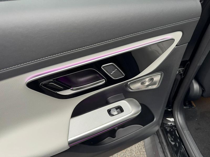 Mercedes-Benz GLC (2025) 220 d 4MATIC - fotka 11 z 24