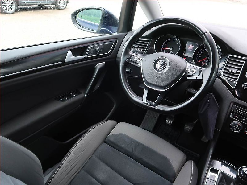 Volkswagen Golf Sportsvan (2017) Comfortline 1.4 TSI, Tempomat - fotka 7 z 17