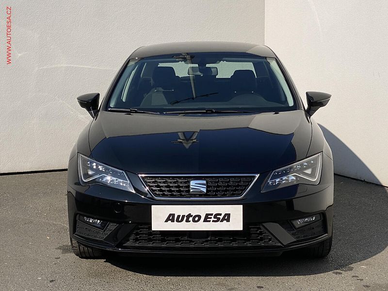 Seat Leon (2019) 1.5 TSi, Style, LED, +kola - fotka 2 z 18
