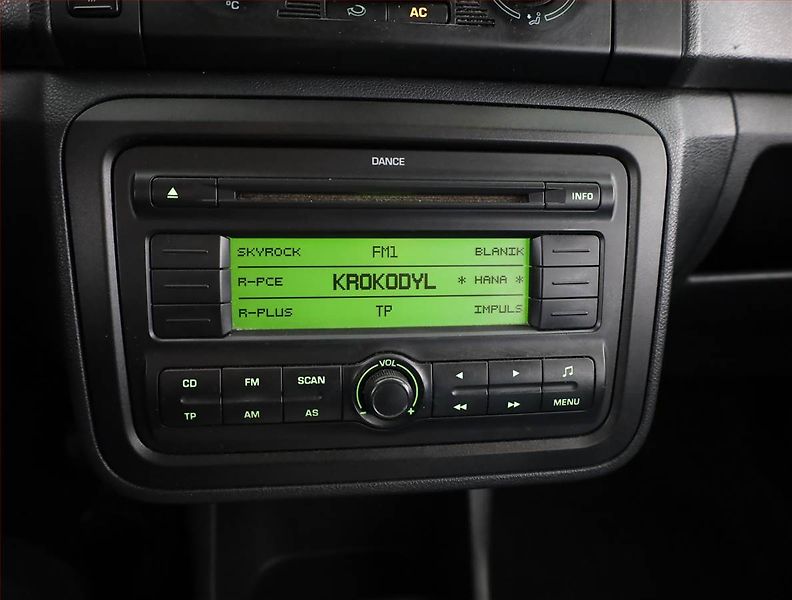 Škoda Fabia (2007) 1.2, nová STK, v provozu - fotka 10 z 12