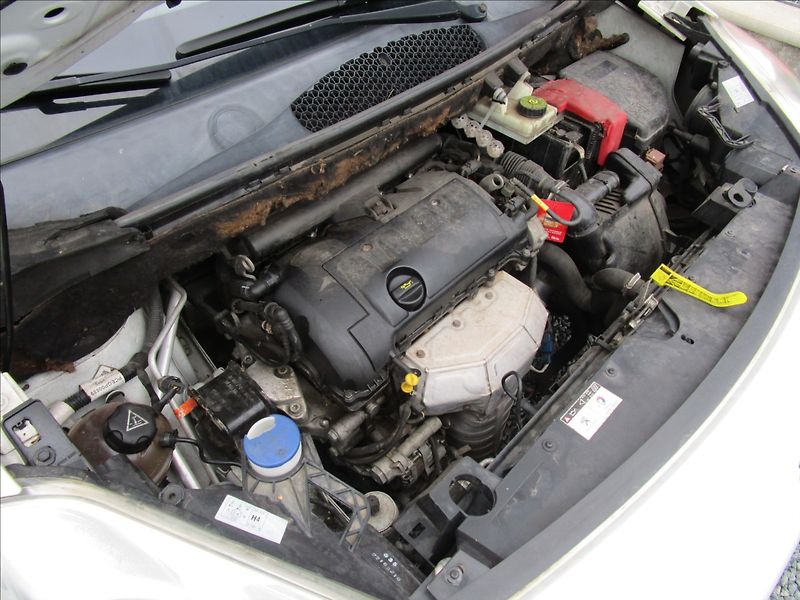 Peugeot Partner Tepee 1.6VTi  Klima - fotka 37 z 38