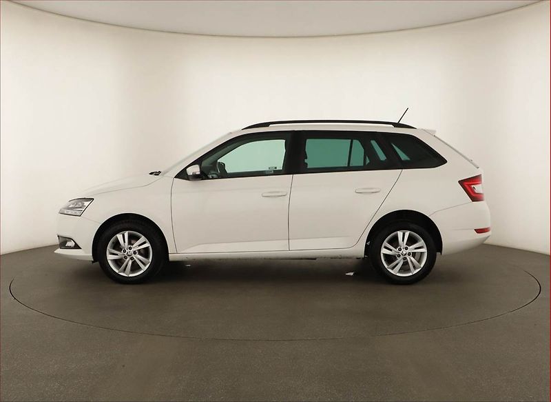Škoda Fabia (2021) Style 1.0 TSI, ČR,1.maj - fotka 3 z 14