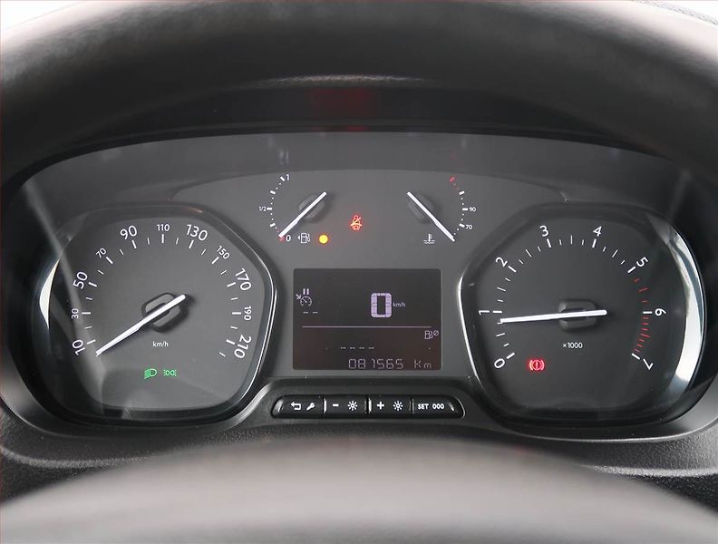 Opel Vivaro (2022) 2.0 CDTI, Bus, 8Míst, ČR, DPH - fotka 11 z 20