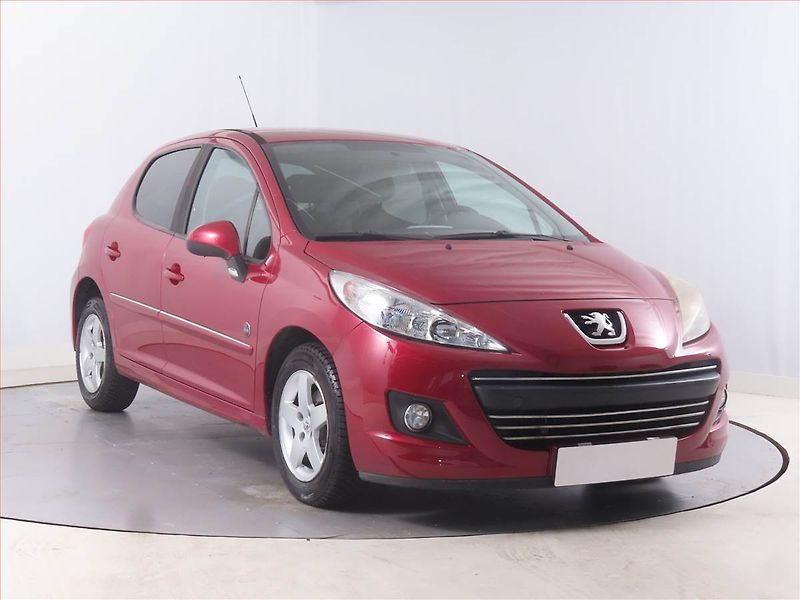 Peugeot 207 (2011) 1.4, Serv.kniha, po STK - fotka 1 z 13
